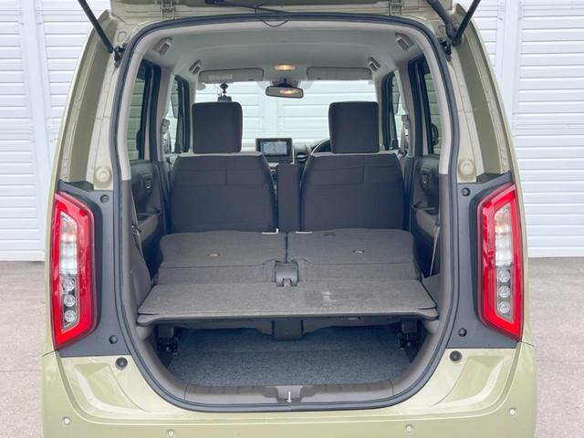 ���i�̂���������ʋ΁A���}���ɏ\���ȉ׎��X�y�[�X���m�ۂ��Ă���܂��B�Z�J���h�V�[�g��|���ƁA�傫�ȉו��̐ύڂ��\�ł���