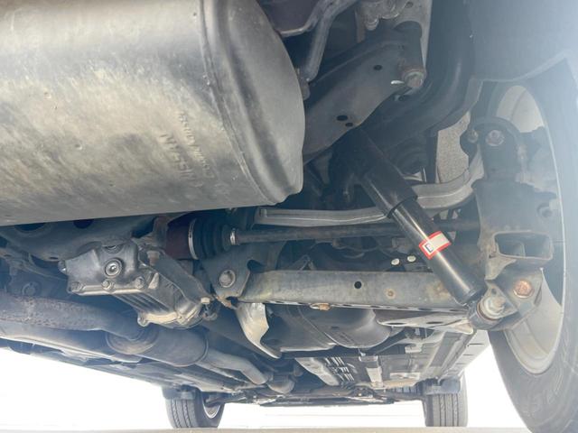 エクストレイル ２０Ｘｔ　エマージェンシーブレーキパッケージ　４ＷＤ　ＳＤナビ　全周囲カメラ　電動リアゲート　ハーフレザーシート　スマートキー　ＬＥＤヘッド　ビルトインＥＴＣ　クルコン　オートライト　デュアルエアコン　Ｂｌｕｅｔｏｏｔｈ　ＣＤ　ＤＶＤ再生（21枚目）