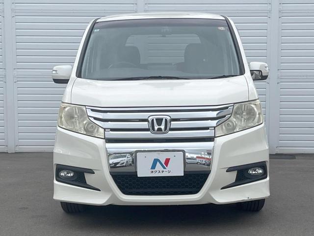 ステップワゴンスパーダ Ｚ　ＨＤＤナビエディション　両側電動ドア　ＳＤナビ　後席モニター　バックカメラ　ドラレコ　スマートキー　ＨＩＤヘッド　ビルトインＥＴＣ　オートライト　オートエアコン　Ｂｌｕｅｔｏｏｔｈ　ＣＤ　ＤＶＤ再生　フルセグ　パドルシフト（17枚目）