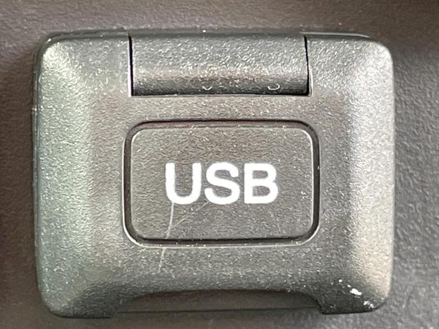 ステップワゴンスパーダ Ｚ　ＨＤＤナビエディション　両側電動ドア　ＳＤナビ　後席モニター　バックカメラ　ドラレコ　スマートキー　ＨＩＤヘッド　ビルトインＥＴＣ　オートライト　オートエアコン　Ｂｌｕｅｔｏｏｔｈ　ＣＤ　ＤＶＤ再生　フルセグ　パドルシフト（35枚目）