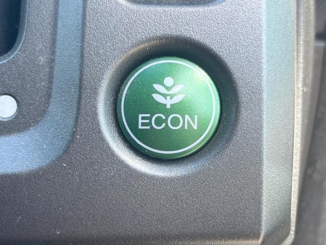 ステップワゴンスパーダ Ｚ　ＨＤＤナビエディション　両側電動ドア　ＳＤナビ　後席モニター　バックカメラ　ドラレコ　スマートキー　ＨＩＤヘッド　ビルトインＥＴＣ　オートライト　オートエアコン　Ｂｌｕｅｔｏｏｔｈ　ＣＤ　ＤＶＤ再生　フルセグ　パドルシフト（40枚目）