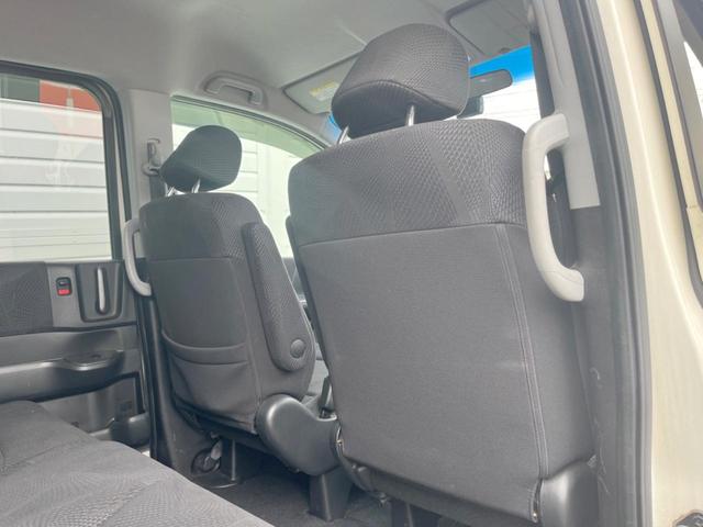 ステップワゴンスパーダ Ｚ　ＨＤＤナビエディション　両側電動ドア　ＳＤナビ　後席モニター　バックカメラ　ドラレコ　スマートキー　ＨＩＤヘッド　ビルトインＥＴＣ　オートライト　オートエアコン　Ｂｌｕｅｔｏｏｔｈ　ＣＤ　ＤＶＤ再生　フルセグ　パドルシフト（42枚目）