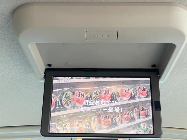 セレナ ハイウェイスターＶ　両側電動ドア　純正ＳＤナビ　後席モニター　全周囲カメラ　禁煙車　ドラレコ　コーナーセンサー　スマートキー　ＬＥＤヘッド　ビルトインＥＴＣ　クルコン　純正１６インチアルミ　オートライト　オートエアコン（5枚目）