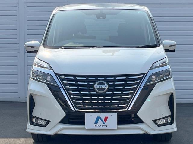 セレナ ハイウェイスターＶ　両側電動ドア　純正ＳＤナビ　後席モニター　全周囲カメラ　禁煙車　ドラレコ　コーナーセンサー　スマートキー　ＬＥＤヘッド　ビルトインＥＴＣ　クルコン　純正１６インチアルミ　オートライト　オートエアコン（16枚目）
