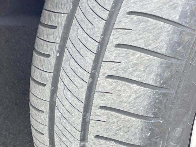 セレナ ハイウェイスターＶ　両側電動ドア　純正ＳＤナビ　後席モニター　全周囲カメラ　禁煙車　ドラレコ　コーナーセンサー　スマートキー　ＬＥＤヘッド　ビルトインＥＴＣ　クルコン　純正１６インチアルミ　オートライト　オートエアコン（25枚目）