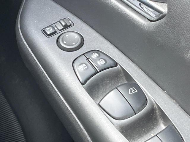 セレナ ハイウェイスターＶ　両側電動ドア　純正ＳＤナビ　後席モニター　全周囲カメラ　禁煙車　ドラレコ　コーナーセンサー　スマートキー　ＬＥＤヘッド　ビルトインＥＴＣ　クルコン　純正１６インチアルミ　オートライト　オートエアコン（35枚目）