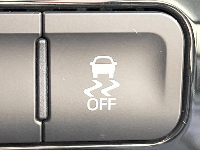 プリウス Ｓセーフティプラス　サンルーフ　フルエアロ　純正ＳＤナビ　バックカメラ　レーダークルーズ　禁煙車　レザー調シート　コーナーセンサー　スマートキー　ＬＥＤヘッド　ビルトインＥＴＣ　車線逸脱警報　オートライト　オートエアコン（32枚目）