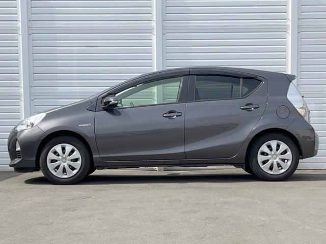 アクア Ｓ　純正ＳＤナビ　バックカメラ　禁煙車　ビルトインＥＴＣ　純正１５インチスチールキャップ　オートエアコン　Ｂｌｕｅｔｏｏｔｈ　ＣＤ／ＤＶＤ再生　フルセグ（50枚目）