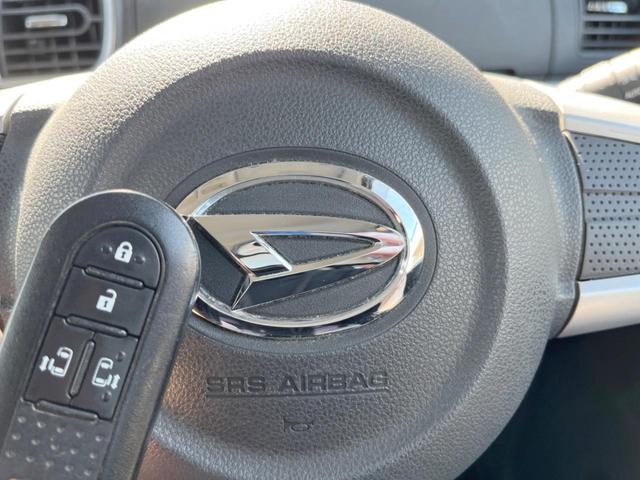 タント カスタムＲＳ　トップエディションＳＡＩＩ　両側電動ドア　ＳＤナビ　衝突被害軽減システム　禁煙車　コーナーセンサー　スマートキー　ＬＥＤヘッド　ＥＴＣ　純正１５インチアルミ　オートライト　オートエアコン　Ｂｌｕｅｔｏｏｔｈ　ＣＤ　ＤＶＤ再生（9枚目）