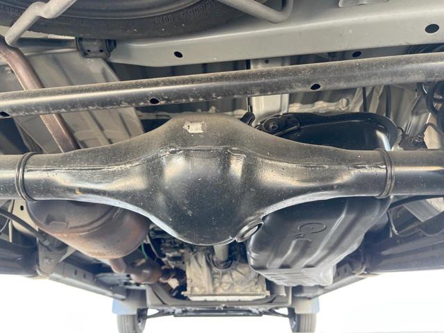 ハイゼットカーゴ クルーズ バックカメラ 衝突被害軽減システム スマートキー LEDヘッド ビルトインETC オートライト デュアルエアコン Bluetooth フルセグ LEDフォグ(19枚目)