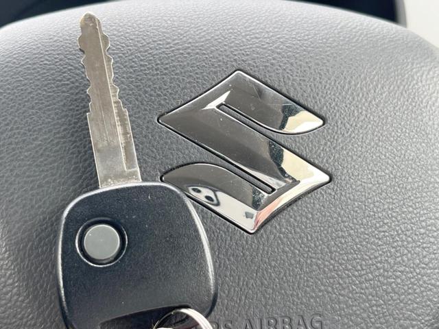 �y�L�[���X�z�������ꂽ�ꏊ����ł��{�^����Ńh�A�̊J���E�{�����ł���̂łƂ��Ă��֗��I�h�A�̌�������ɏ������邱�Ƃ�����܂����