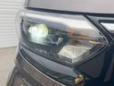 【ＬＥＤヘッドライト】悪天候や夜間走行時も良好な視界を確保し安心して運転できる高輝度ＬＥＤヘッドライトを装備！点灯速度が早く、消費電力も抑えられています。