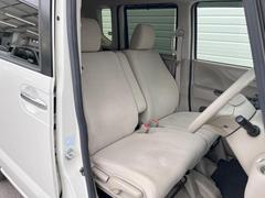運転席シート廻りは使用感も少なく、良好な状態となっています。丁寧に使われていたことがよくわかりますね。 7