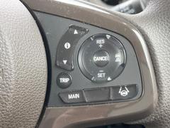 �ڥ����ץƥ��֥��롼������ȥ�����۹�®ƻϩ�Ǥ�Ĺ��Υ���Ԥ��ڤˡ�����ư��®�٤��ݤĥ��롼������ȥ����뤬�����ͷڸ������ƥ��Ϣ�Ȥ��������μ�ξ���Τ��Ƽִ֤��ݤĤ褦��®��Ĵ�ᤷ�Ƥ���ޤ����� 6