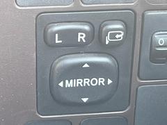 ����ư��Ǽ�ߥ顼�ۥ����ɥߥ顼����ư��Ǽ���ȤʤäƤ��ꡢ������־�Ǥ⥭�����Ĥ��ꥹ�����ޤ����ޤ��� 5