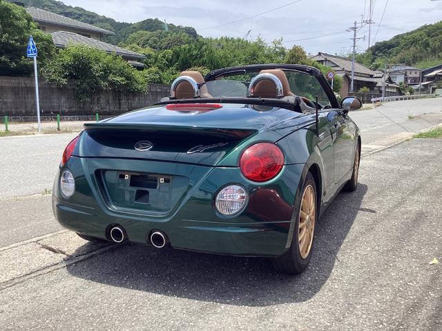 コペン タンレザーエディション　デュアルエアバッグ　パワーウインドウ　運転席エアバッグ　シートヒータ　ＡＣ　パワステ　皮シート　キーレスエントリー　ＡＢＳ　衝突安全ボディ（5枚目）