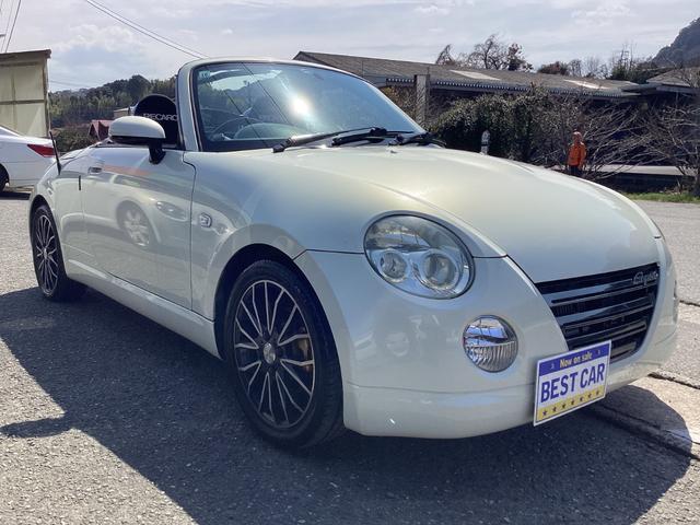 コペン ２ｎｄアニバーサリーエディション　５速マニュアル　リモコンキー　パワーウィンドウ　パワーステアリング　衝突安全ボディ　シートヒーター　ＡＢＳ　エアバック　ダブルエアバッグ　ＡＡＣ　レカロシート　ＥＴＣ（2枚目）