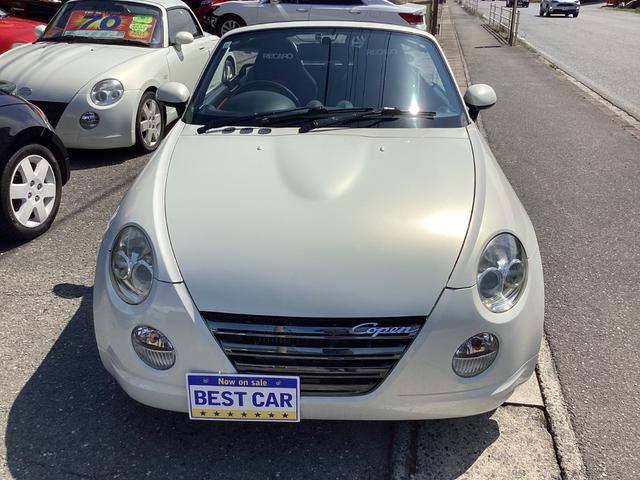 コペン ２ｎｄアニバーサリーエディション　５速マニュアル　リモコンキー　パワーウィンドウ　パワーステアリング　衝突安全ボディ　シートヒーター　ＡＢＳ　エアバック　ダブルエアバッグ　ＡＡＣ　レカロシート　ＥＴＣ（6枚目）