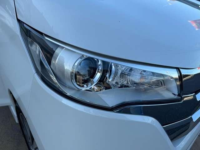 デイズ ハイウェイスター　Ｇ　ナビＴＶ　Ｂｌｕｅｔｏｏｔｈ　アランドビューモニター　ディスチャージライト　オートエアコン　純正アルミ　アイドリングストップ（17枚目）