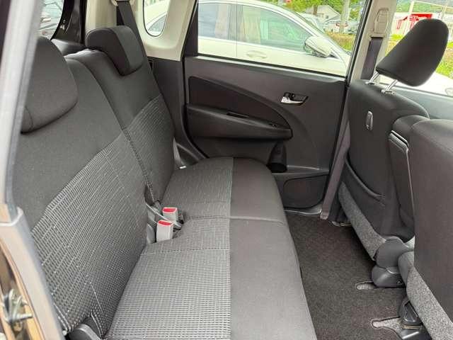 ステラ カスタムＲ　禁煙車　ナビＴＶ　Ｂモニター　ディスチャージライト　フォグランプ　プッシュスタート　スマートキー　エコアイドル　純正アルミ（9枚目）