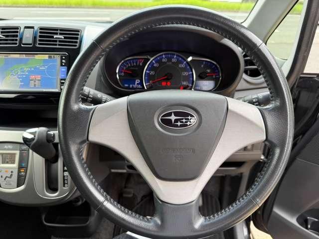 ステラ カスタムＲ　禁煙車　ナビＴＶ　Ｂモニター　ディスチャージライト　フォグランプ　プッシュスタート　スマートキー　エコアイドル　純正アルミ（11枚目）