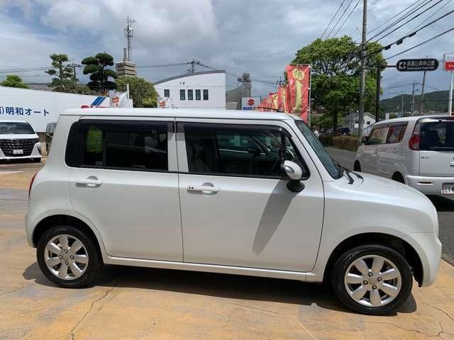 アルトラパン Ｘ　禁煙車　プッシュスタート　スマートキー　純正アルミ　電格ミラー（20枚目）