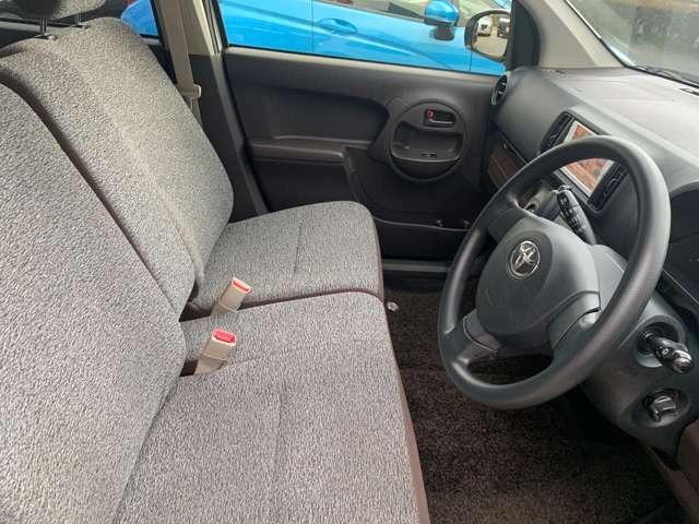 パッソ Ｘ　クツロギ　純正ナビＴＶ　ビルトインＥＴＣ　スマートキー（8枚目）