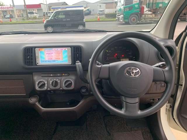 パッソ Ｘ　クツロギ　純正ナビＴＶ　ビルトインＥＴＣ　スマートキー（11枚目）