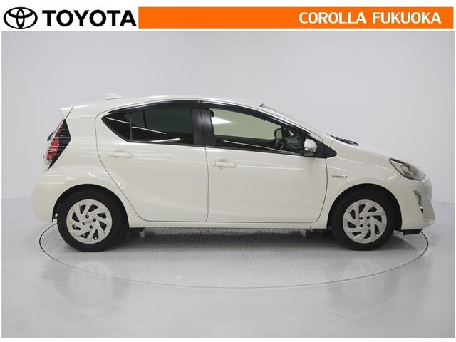 アクア Ｇ　衝突被害軽減システム　メモリーナビ　フルセグ　ＥＴＣ　バックカメラ　ＣＤ　ＤＶＤ再生　キーレス　スマートキー　盗難防止装置（8枚目）