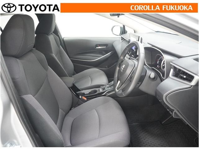 カローラツーリング ハイブリッド　Ｓ　衝突被害軽減システム　メモリーナビ　フルセグ　ＥＴＣ　バックカメラ　ドラレコ　ＣＤ　ＤＶＤ再生　キーレス　スマートキー　盗難防止装置（11枚目）