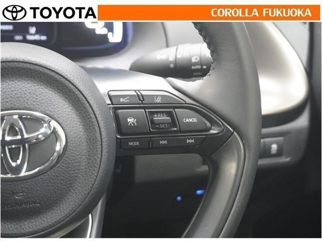 �������H�Ȃǂ����̑��x�ő��s�������ꍇ�ɁA�X�C�b�`�𑀍삷�邱�ƂŃA�N�Z���y�_���𓥂܂��ɒ葬���s�ł��܂��B