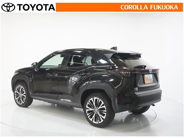 ヤリスクロス ハイブリッドＺ　衝突被害軽減システム　メモリーナビ　フルセグ　ＥＴＣ　バックカメラ　ドラレコ　ＣＤ　ＤＶＤ再生　キーレス　スマートキー　盗難防止装置（7枚目）