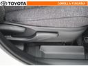 運転席シート上下アジャスター付き。ドライバーの背丈に合わせて調整できます。