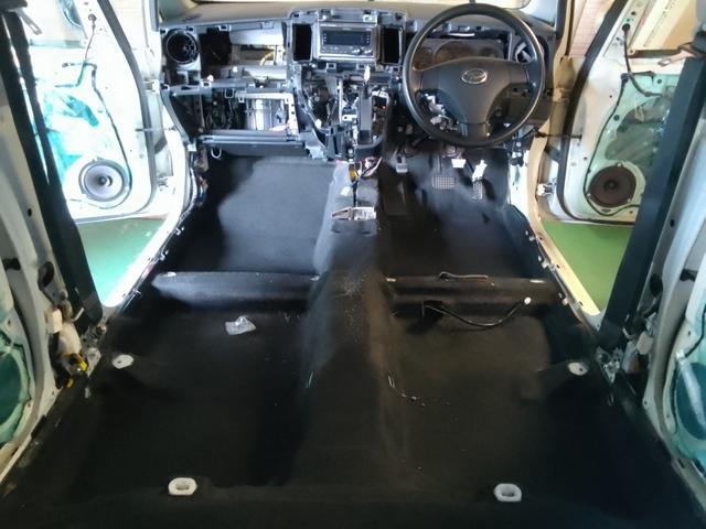 アクア S ハイブリッド 中期型 スマートキー TVナビ バックカメラ ETC車載器 DVD再生 CD再生 Bluetooth接続 アイドリングストップ プッシュスタート オートライト(2枚目)