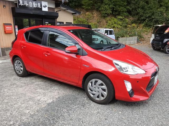 アクア S ハイブリッド 中期型 スマートキー TVナビ バックカメラ ETC車載器 DVD再生 CD再生 Bluetooth接続 アイドリングストップ プッシュスタート オートライト(8枚目)