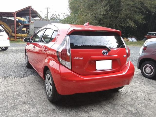 アクア S ハイブリッド 中期型 スマートキー TVナビ バックカメラ ETC車載器 DVD再生 CD再生 Bluetooth接続 アイドリングストップ プッシュスタート オートライト(14枚目)