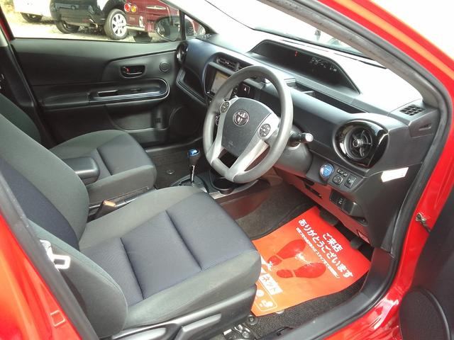 アクア S ハイブリッド 中期型 スマートキー TVナビ バックカメラ ETC車載器 DVD再生 CD再生 Bluetooth接続 アイドリングストップ プッシュスタート オートライト(19枚目)