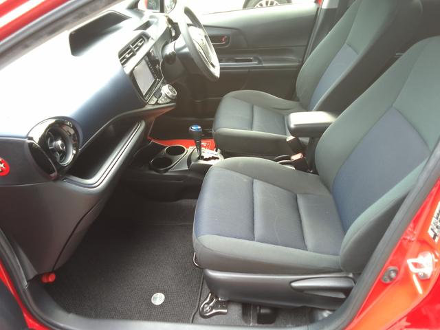 アクア S ハイブリッド 中期型 スマートキー TVナビ バックカメラ ETC車載器 DVD再生 CD再生 Bluetooth接続 アイドリングストップ プッシュスタート オートライト(37枚目)