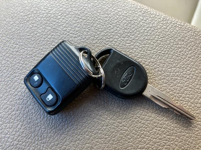 エクスプローラースポーツトラック XLT ナビテレビ バックカメラ サイドカメラ ETC キーレス 新品アルミホイール レザーシート(21枚目)