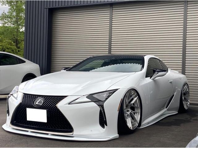 ＬＣ ＬＣ５００　Ｓパッケージ　ＬＥＸＯＮエアロ　エアサス　走行距離６３，０００Ｋｍ　プリクラッシュセーフティ　アダプティブクルーズコントロール　ＳＤナビフルセグＴＶ　ＤＶＤ再生　パドルシフト　ハーフレザーシート　パワーシート（3枚目）