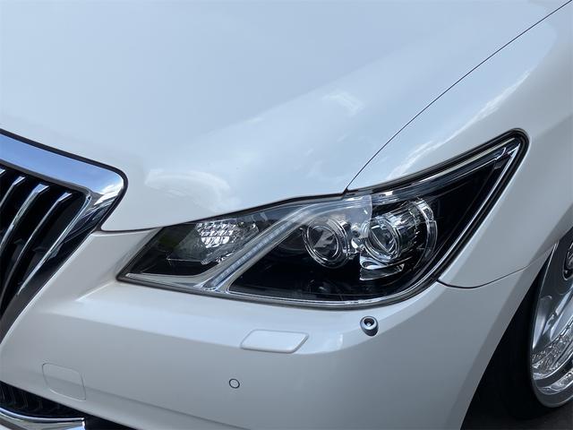 クラウンマジェスタ Ｆバージョン　モデリスタエアロ　ＯＺレーシングＡＷ　エアサス　ＬＥＤヘッドライト・フォグ　純正マルチ　全方位カメラ　革シート　サンルーフ　ＥＴＣ　スマートキー　ドライブレコーダー　トヨタセーフティーセンス（15枚目）