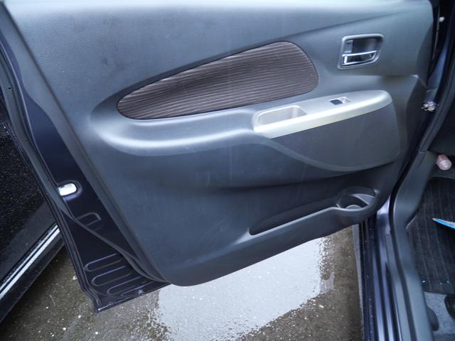 デイズ ハイウェイスター　Ｇ　ナビ　フルセグ　ミラー内蔵アラウンドビューモニター　ＥＴＣ　インテリジェントキー　プッシュスタート　オートエアコン　パワーステアリング（14枚目）