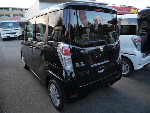 デイズルークス X ミラー内蔵アラウンドビューモニター 左側電動スライドドア オートエアコン インテリジェントキー プッシュスタートレザー調シートカバー ETC 電動格納ミラー ナビ TV(7枚目)