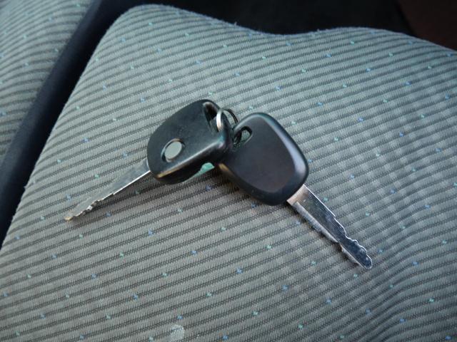 ワゴンＲ ＦＸ　ＣＤ　キーレスエントリー　シートヒーター　アイドリングストップ　オートエアコン　電動格納ミラー　ベンチシート　パワーステアリング（32枚目）