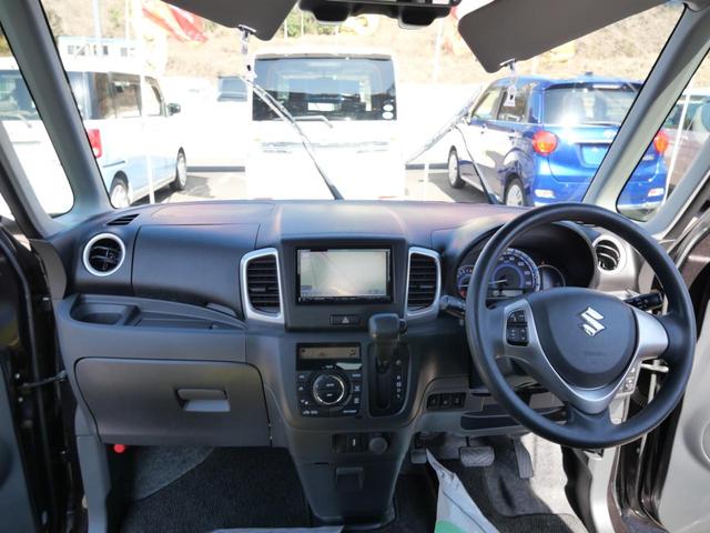 スペーシア Ｇリミテッド　ナビ　フルセグ　左側電動スライドドア　スマートキー　プッシュスタート　オートエアコン　アイドリングストップ　電動格納ミラー　シートヒーター　ブレーキサポート（5枚目）