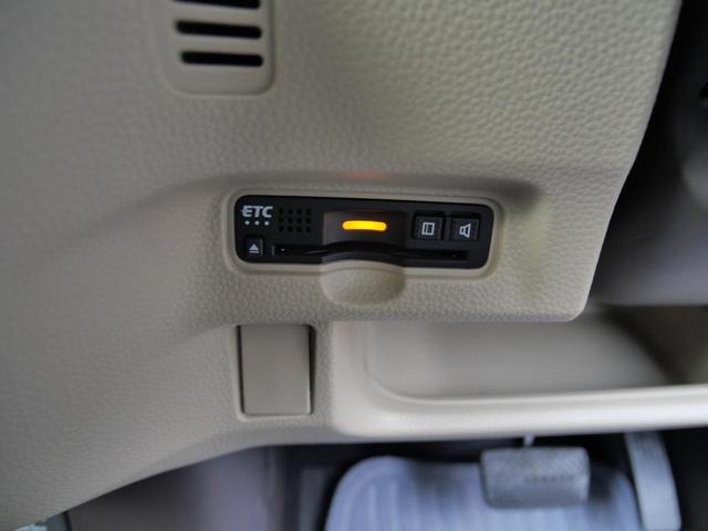 Ｎ－ＢＯＸ Ｇ・Ｌホンダセンシング　ナビ　バックモニター　フルセグ　左側電動スライドドア　オートエアコン　ＥＴＣ　トラクションコントロール　電動格納ミラー　シートヒーター（10枚目）