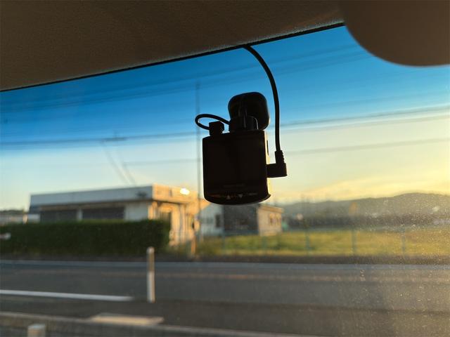 Ｎ－ＢＯＸ Ｇ・Ｌパッケージ　ドライブレコーダー　バックカメラ　両側スライド・片側電動　ナビ　ＴＶ　スマートキー　アイドリングストップ　電動格納ミラー　ベンチシート　ＣＶＴ　盗難防止システム　ＡＢＳ　ＥＳＣ　ＣＤ　ＤＶＤ再生（10枚目）