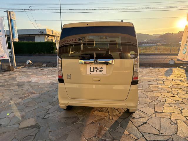 Ｎ－ＢＯＸ Ｇ・Ｌパッケージ　ドライブレコーダー　バックカメラ　両側スライド・片側電動　ナビ　ＴＶ　スマートキー　アイドリングストップ　電動格納ミラー　ベンチシート　ＣＶＴ　盗難防止システム　ＡＢＳ　ＥＳＣ　ＣＤ　ＤＶＤ再生（16枚目）