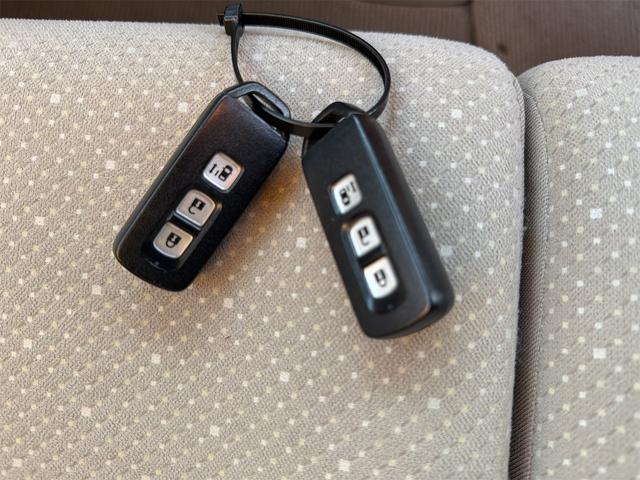 Ｎ－ＢＯＸ Ｇ・Ｌパッケージ　ドライブレコーダー　バックカメラ　両側スライド・片側電動　ナビ　ＴＶ　スマートキー　アイドリングストップ　電動格納ミラー　ベンチシート　ＣＶＴ　盗難防止システム　ＡＢＳ　ＥＳＣ　ＣＤ　ＤＶＤ再生（22枚目）