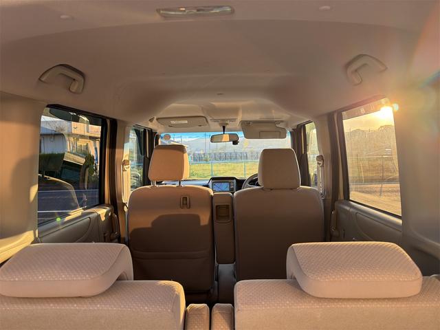 Ｎ－ＢＯＸ Ｇ・Ｌパッケージ　ドライブレコーダー　バックカメラ　両側スライド・片側電動　ナビ　ＴＶ　スマートキー　アイドリングストップ　電動格納ミラー　ベンチシート　ＣＶＴ　盗難防止システム　ＡＢＳ　ＥＳＣ　ＣＤ　ＤＶＤ再生（26枚目）